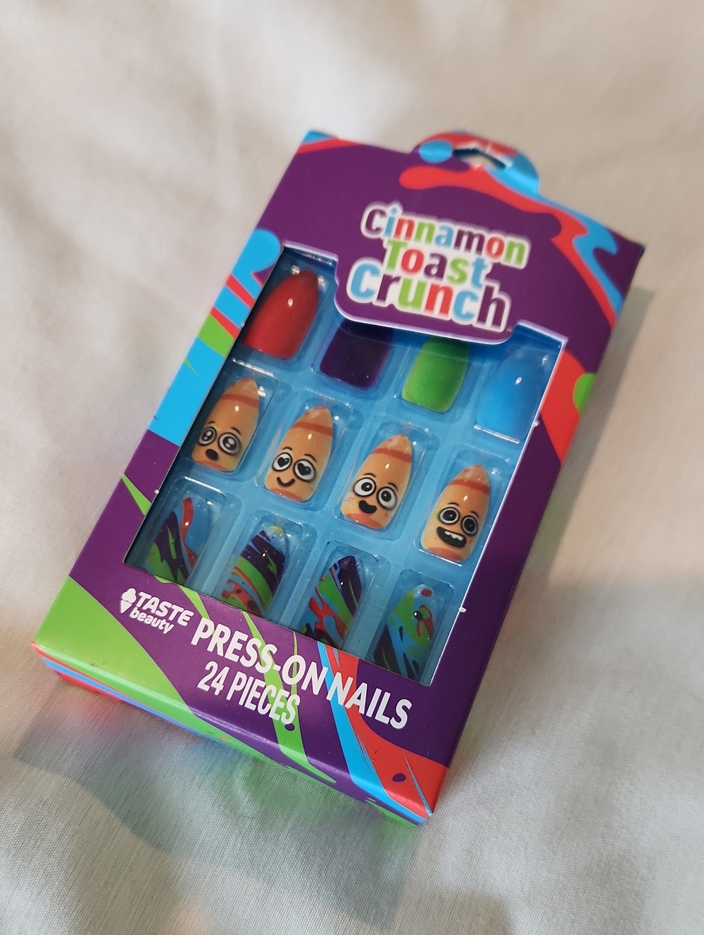 Cinnamon Toast Crunch Press-On Nails – 24 Piece Set (Multicolor)